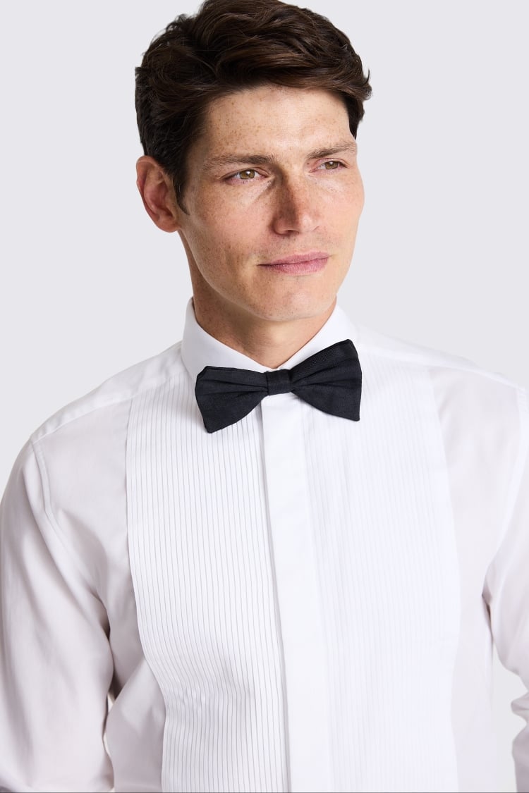 Tailored Fit White Pleated Dress Shirt