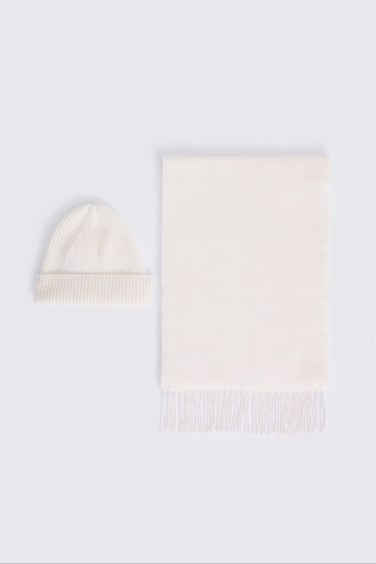 Winter White Cashmere Blend Ribbed Beanie