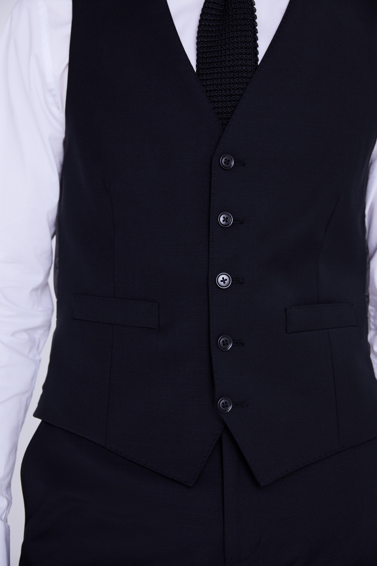 Performance Tailored Fit Black Vest