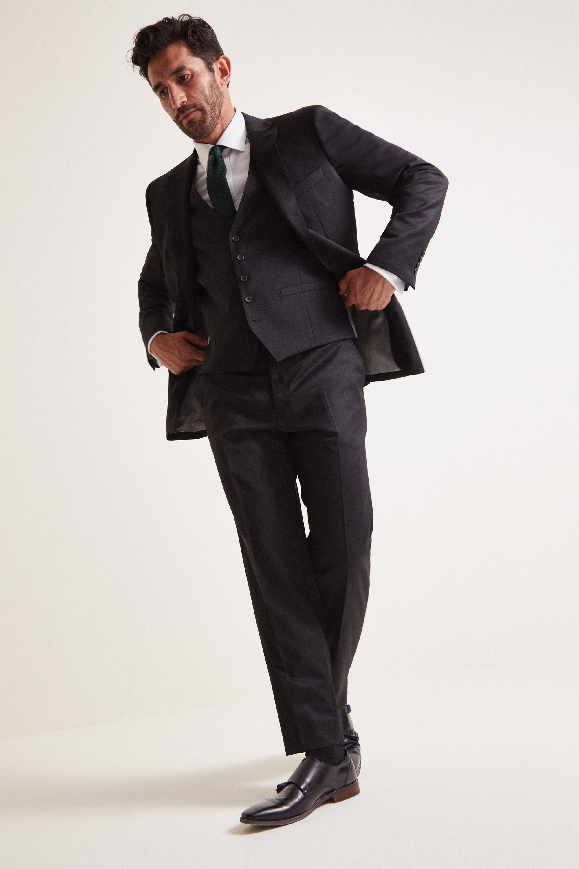 Savoy Taylors Guild Regular Fit Black Twill Suit