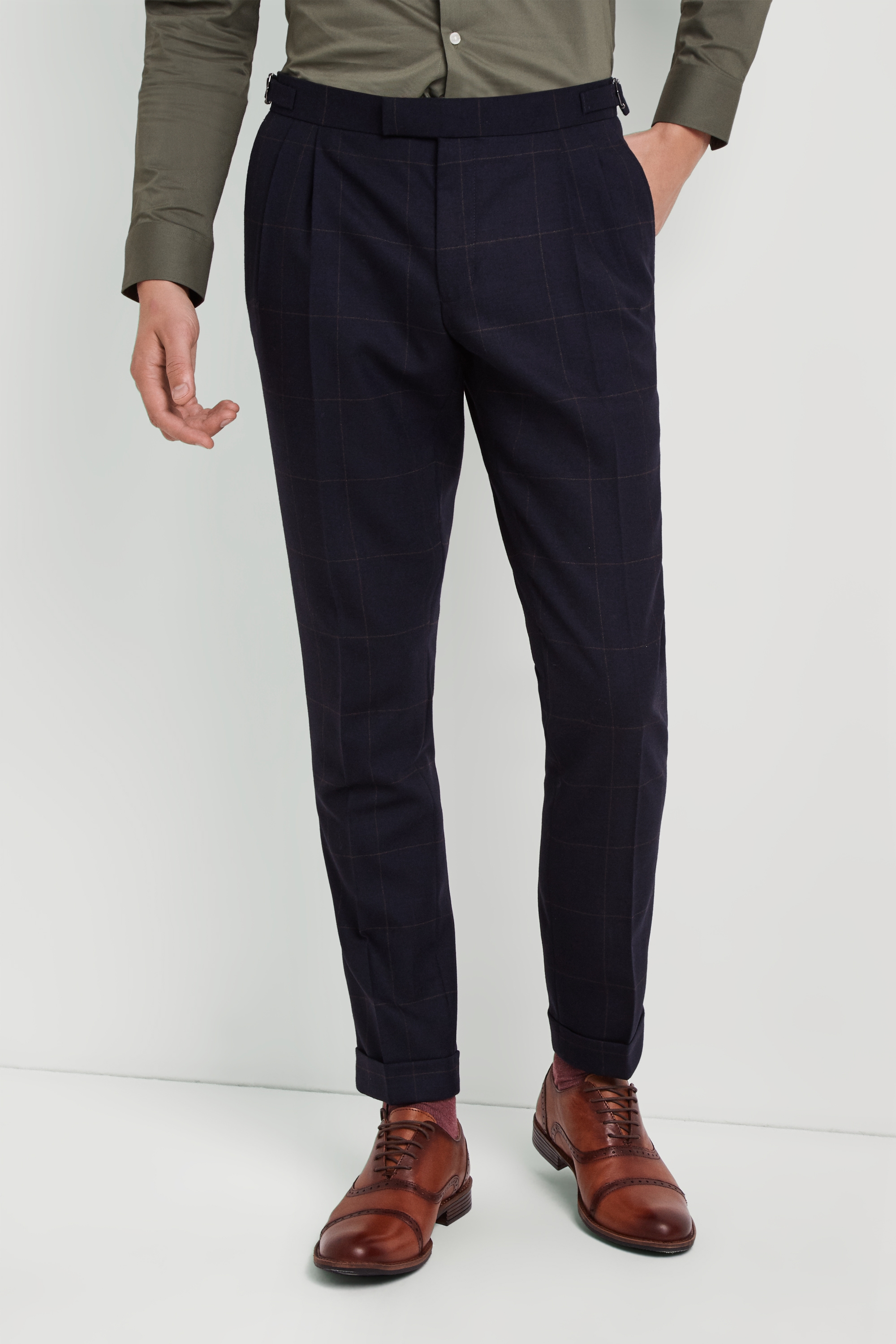 skinny pleated pants