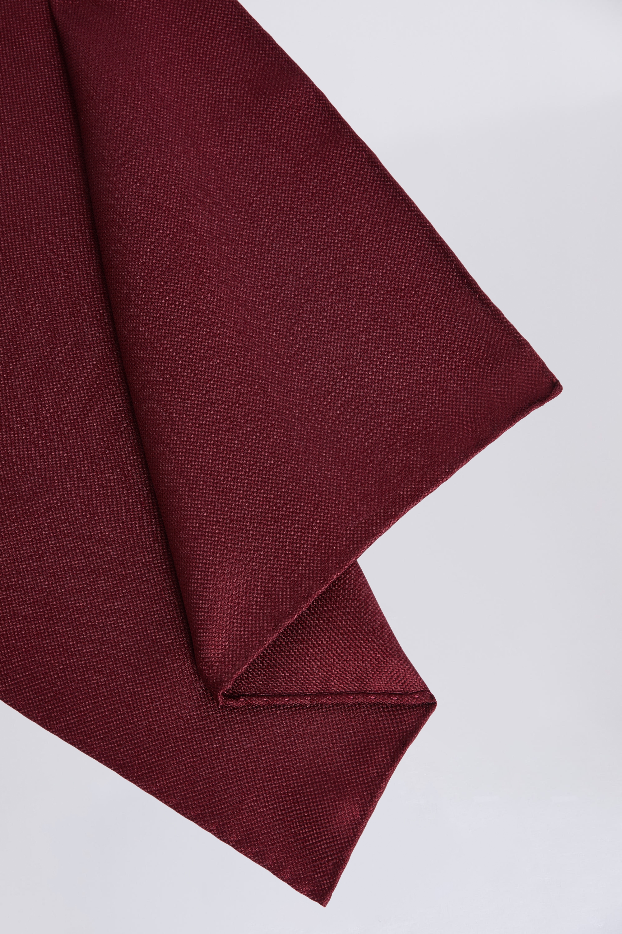 Burgundy Silk Oxford Pocket Square | Buy Online at Moss