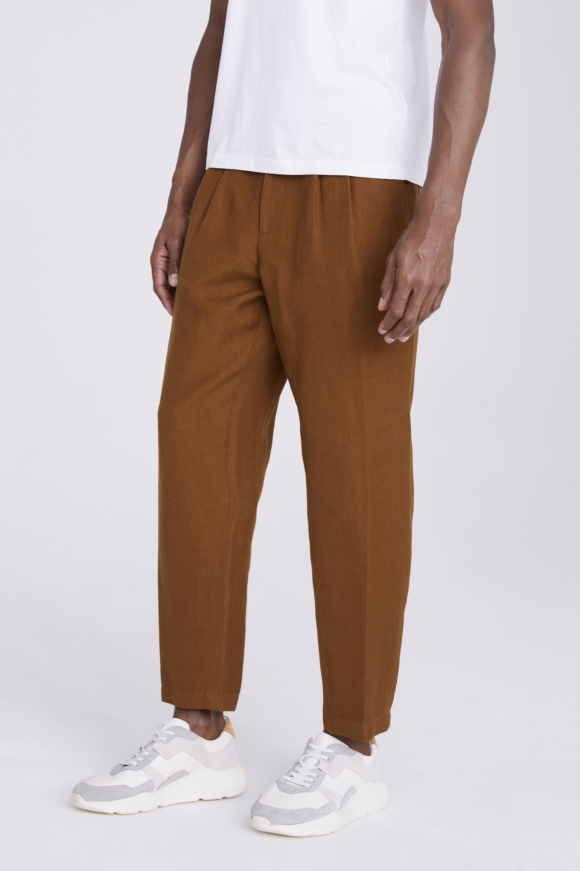 SHEIN Men Floral Taped Carrot Pants