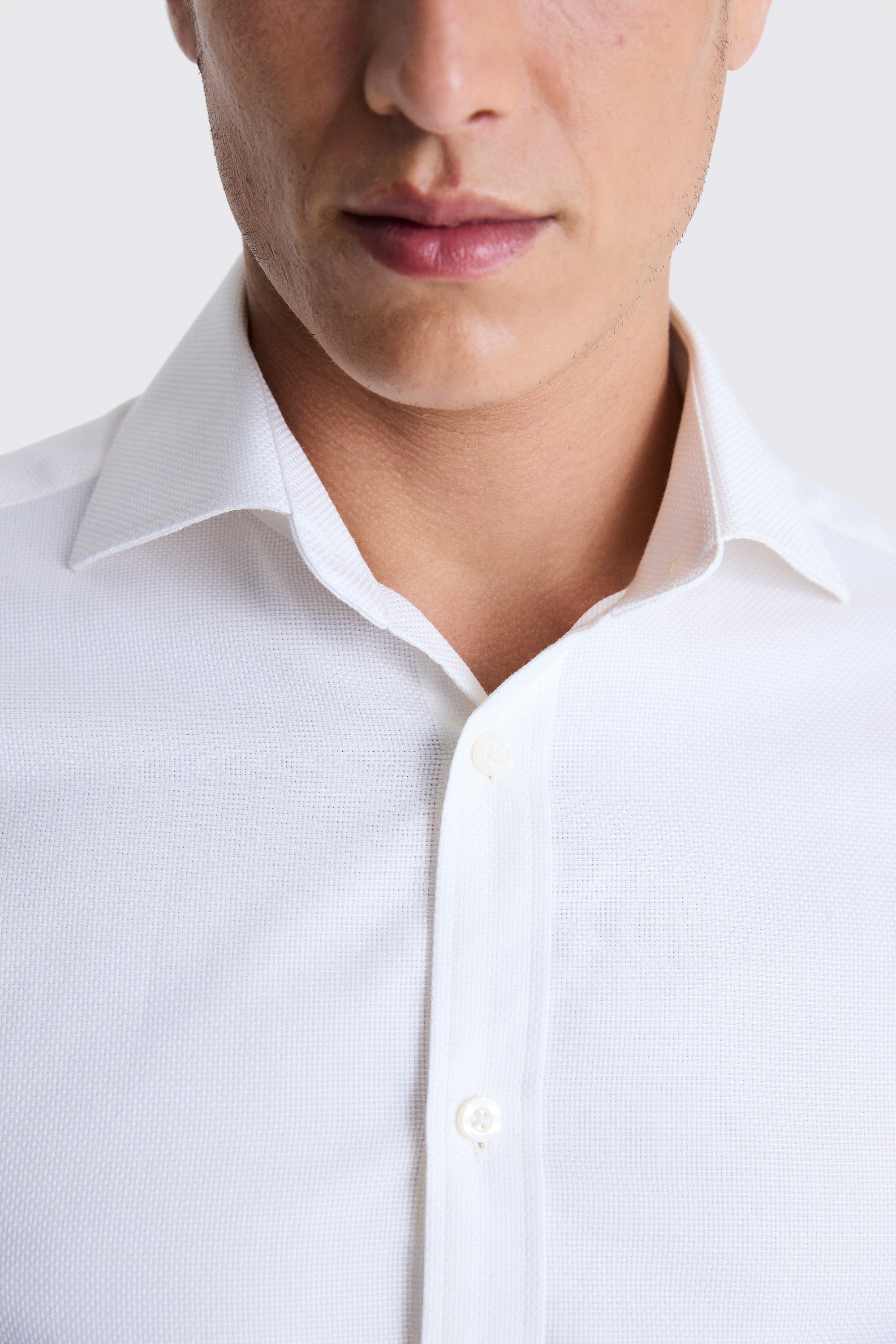 Tailored Fit Off-White Dobby Shirt