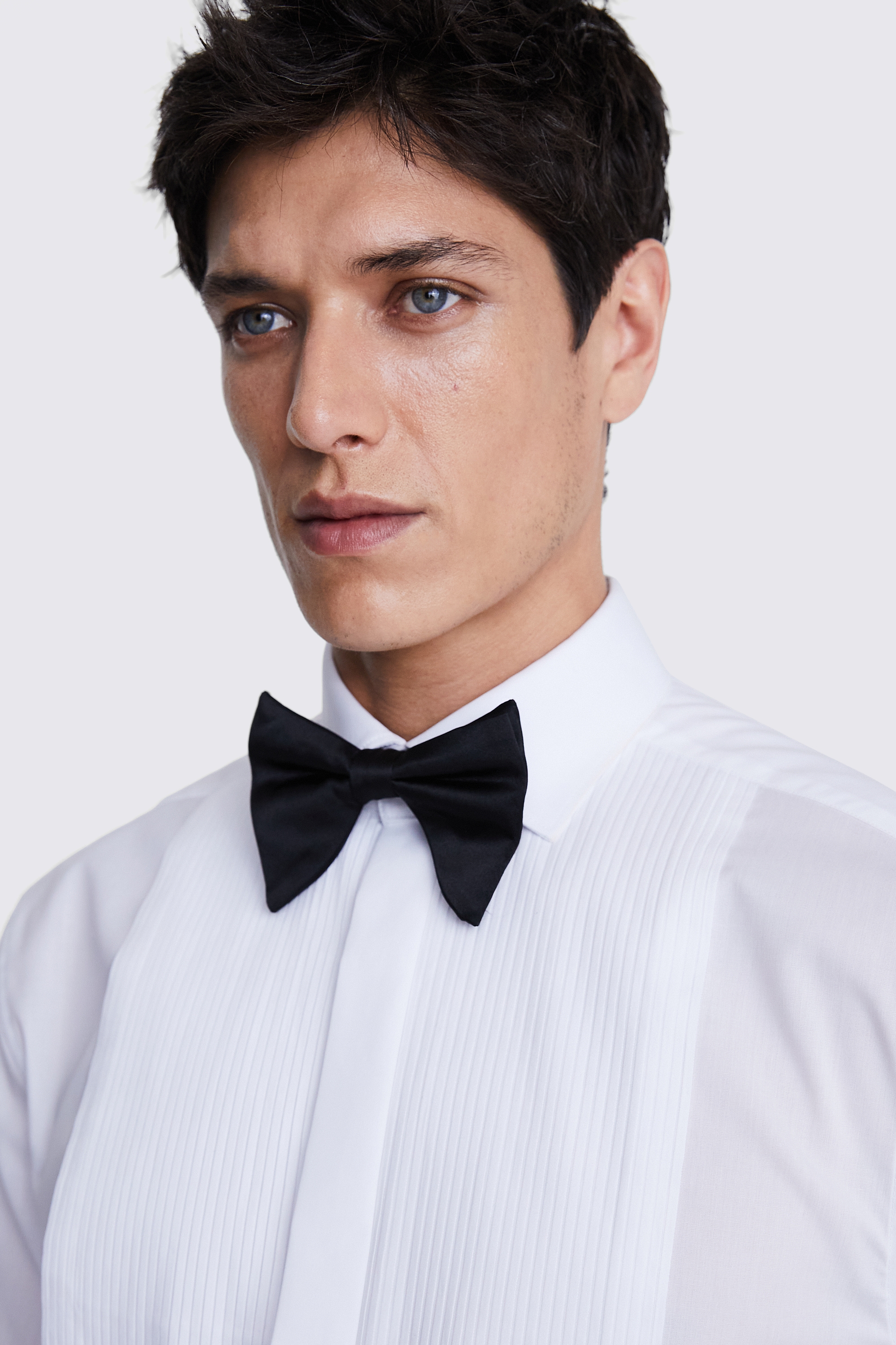 Regular Fit White Pleated Dress Shirt
