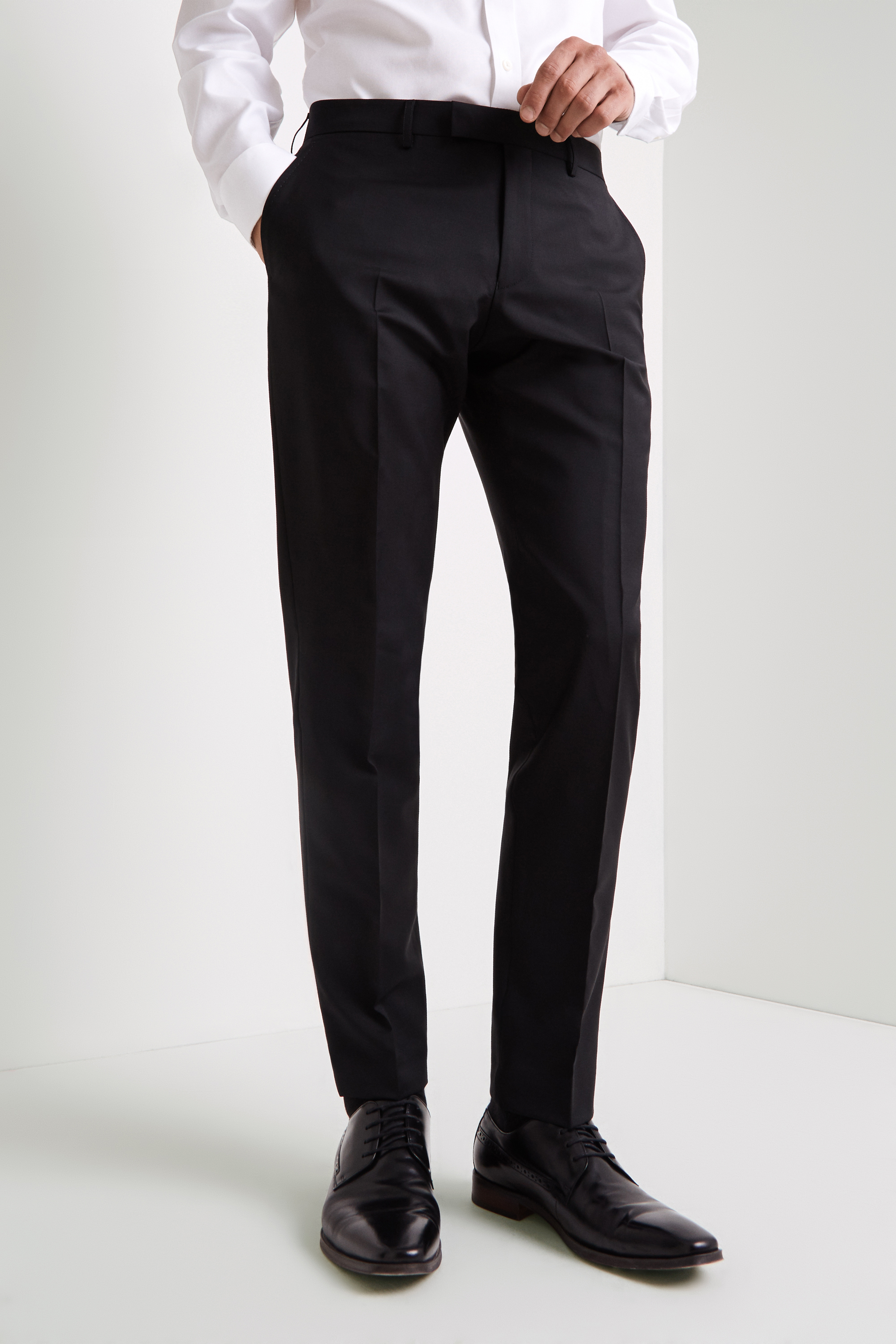 Tailored Fit BlackPants